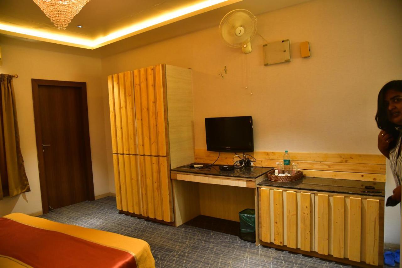 Wildernest Hilltop Resort Mangvadi 外观 照片